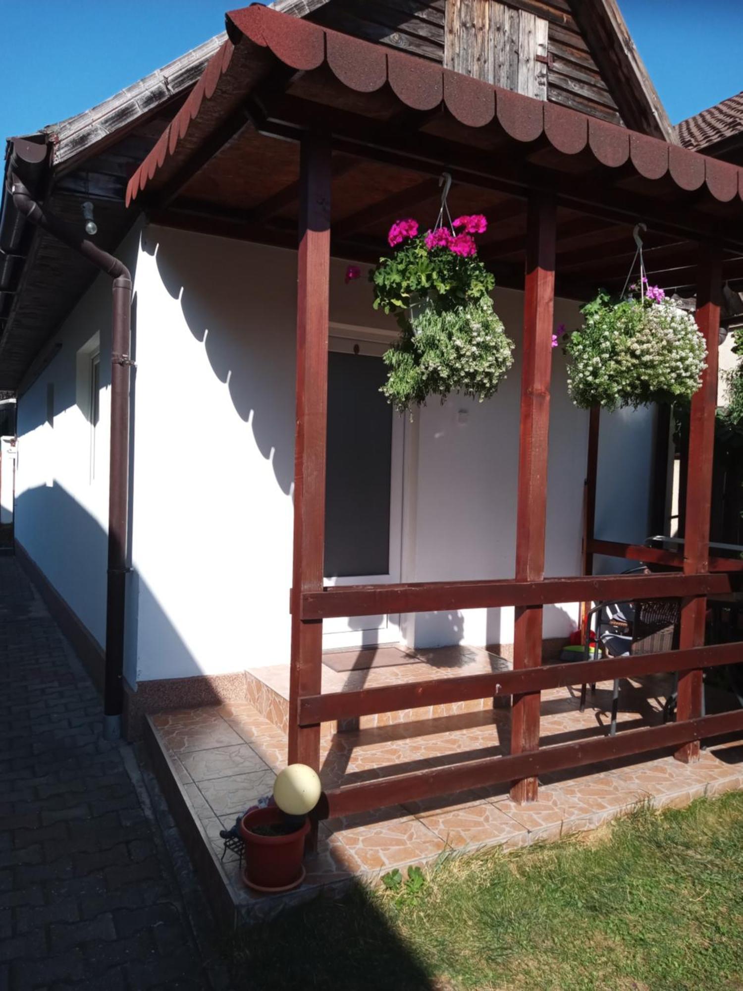 Casa Judith Турда Екстериор снимка