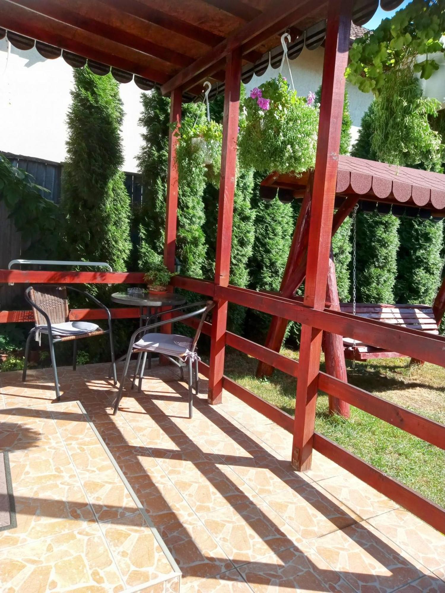 Casa Judith Турда Екстериор снимка